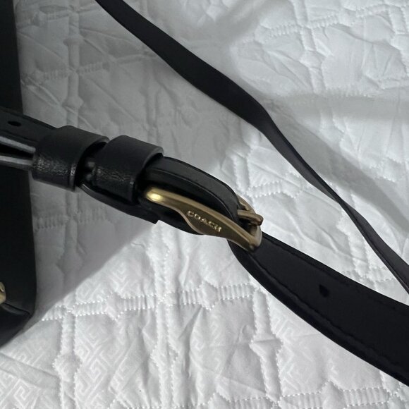 Coach Mason Carryall With Snakeskin Detail Black - Picture 9 of 16